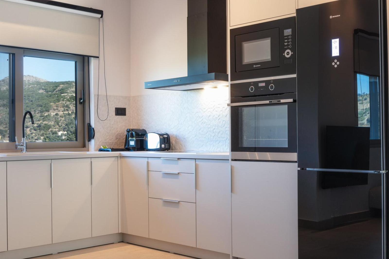 Panorama Luxury Suites Spílion Buitenkant foto